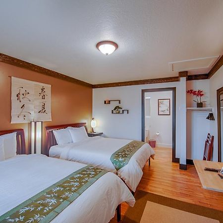 Tao'S Inn West Yellowstone Exterior photo