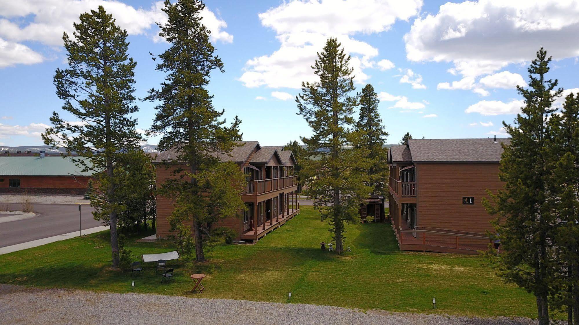 Tao'S Inn West Yellowstone Exterior photo